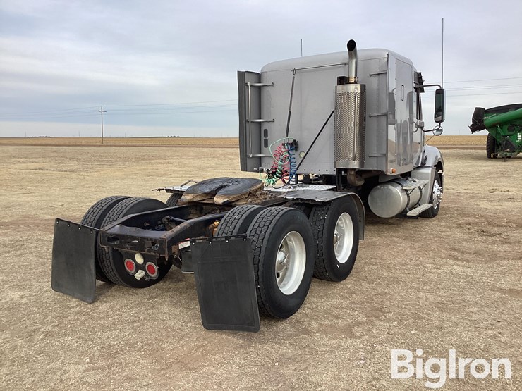 2007-freightliner-columbia-120-image-5