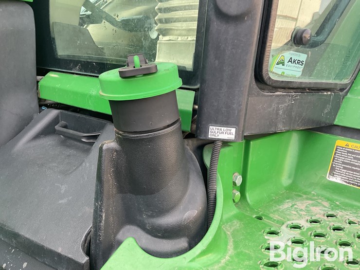 2012-john-deere-8360r-image-9