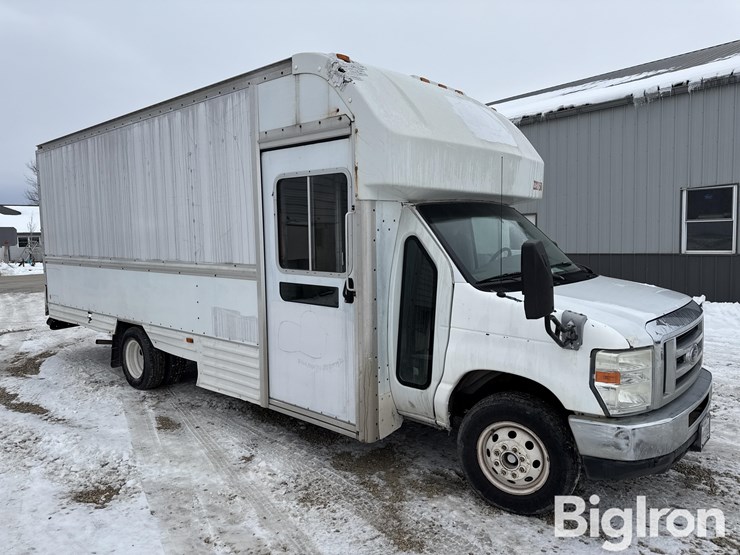 2008-ford-e350-image-3