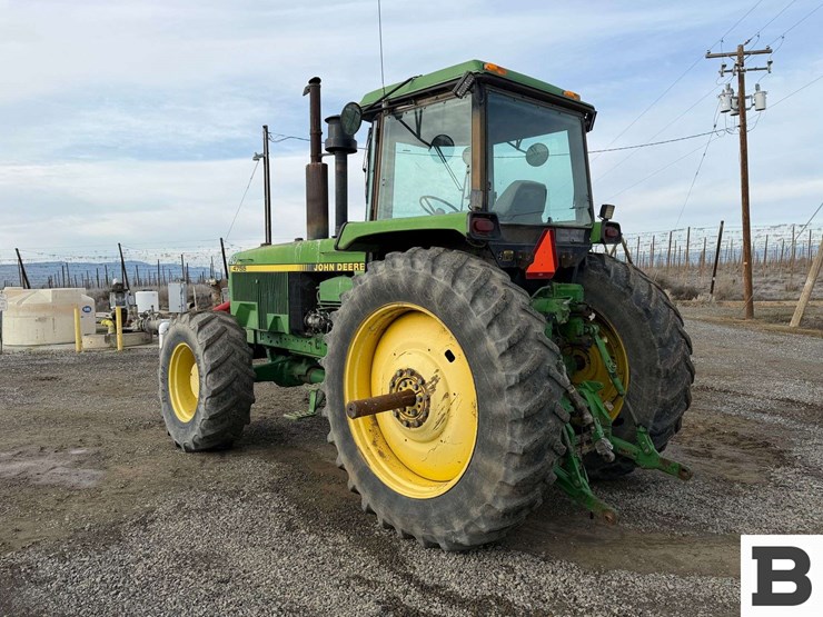 1989-john-deere-4755-image-3