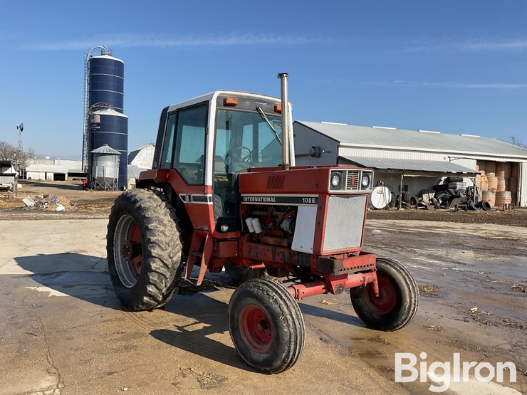 1977-international-1086-image-3