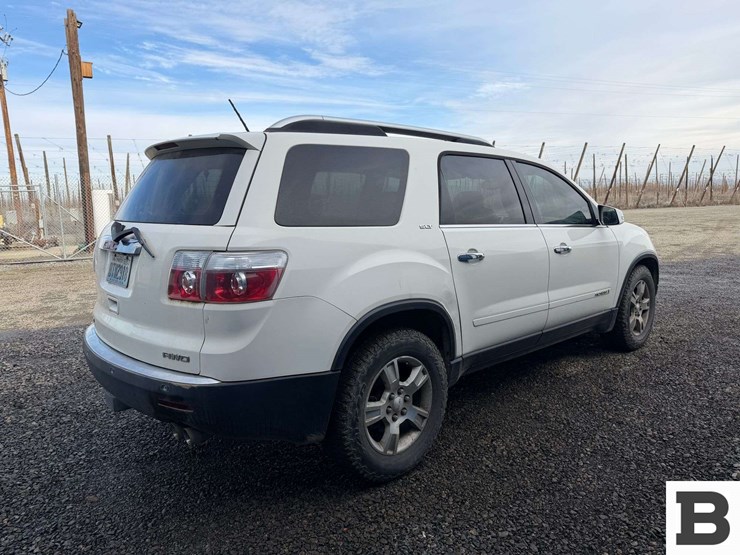 2008-gmc-acadia-image-6
