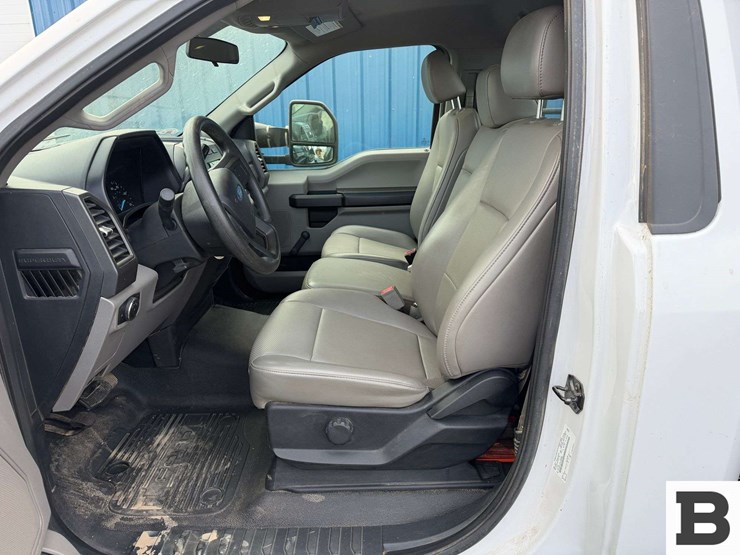 2019-ford-f350-image-21