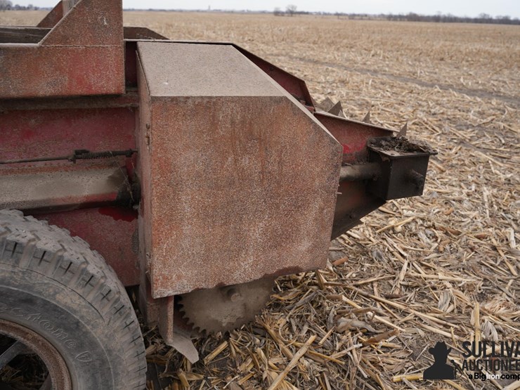 machine-shop-inc-180-manure-spreader-image-15