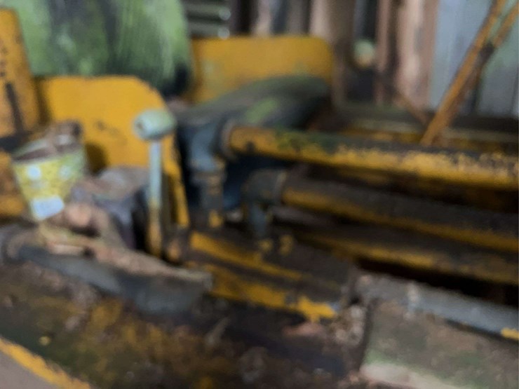 caterpillar-fifteen-image-21