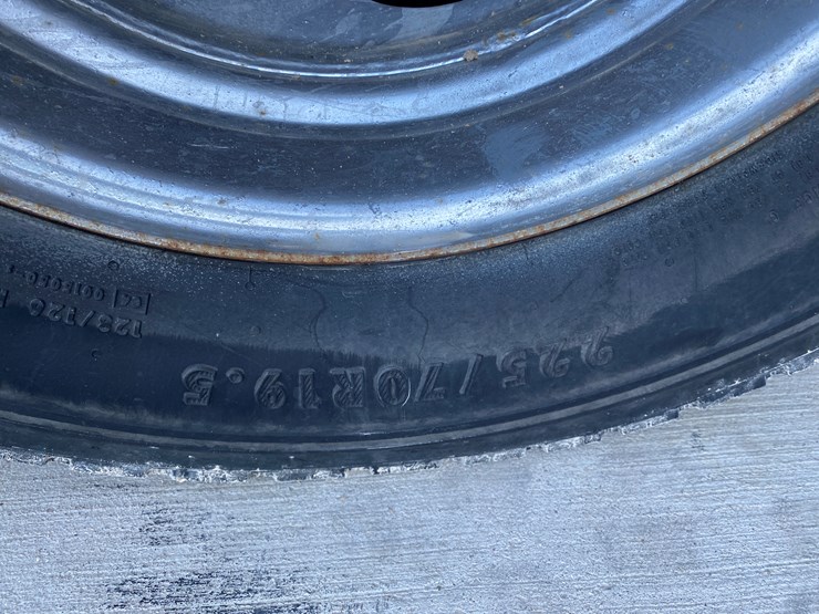 2012-dodge-ram-5500-image-15