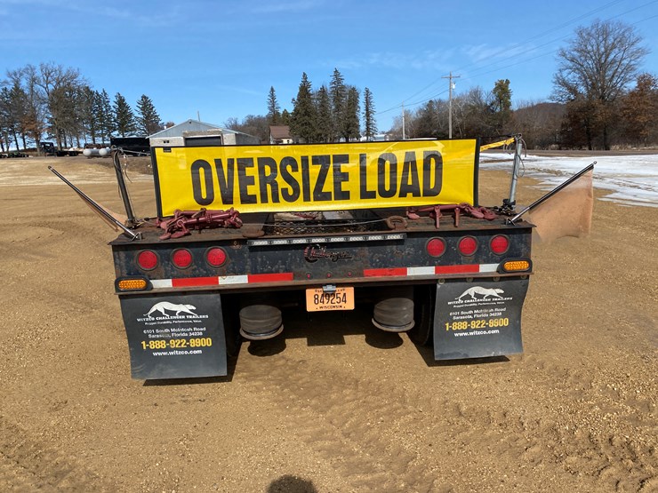 #1100-•-2010-witzco-rg-50-tri-axle-lowboy-semi-trailer-(has-wi-title)-(colfax,-wi)-image-9