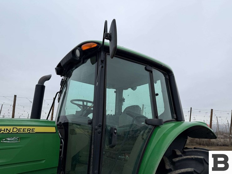 2017-john-deere-6130m-image-16