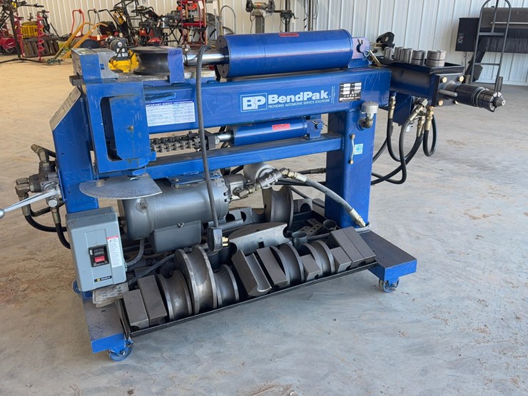 2015-bendpak-exhaust-pipe-bender-image-1