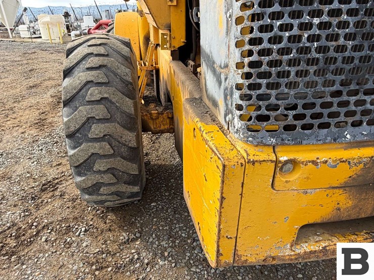 john-deere-544-image-24