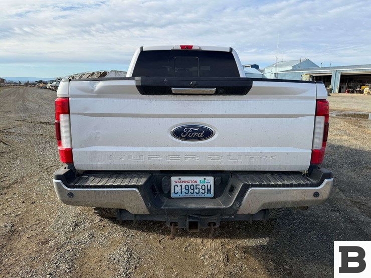 2018-ford-f350-image-4