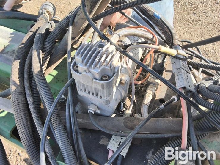 1991-john-deere-7200-image-15