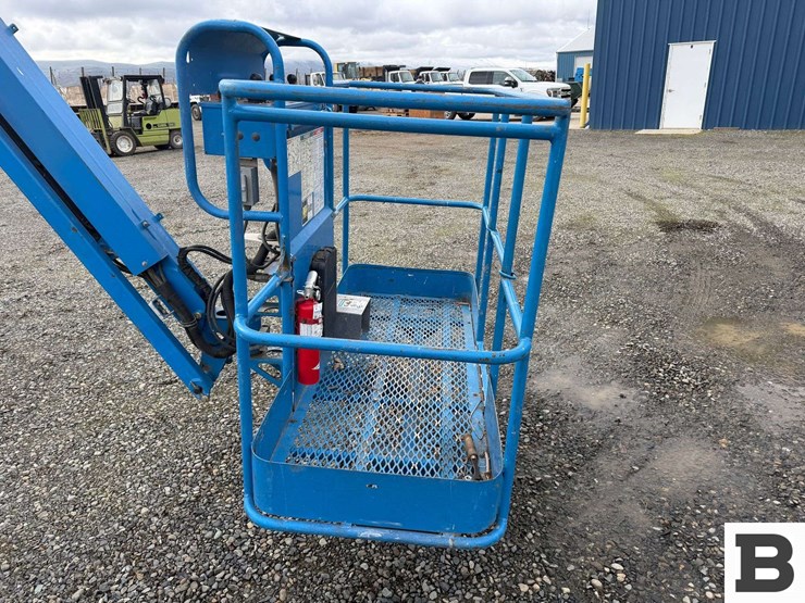 2012-genie-z45/25j-image-30