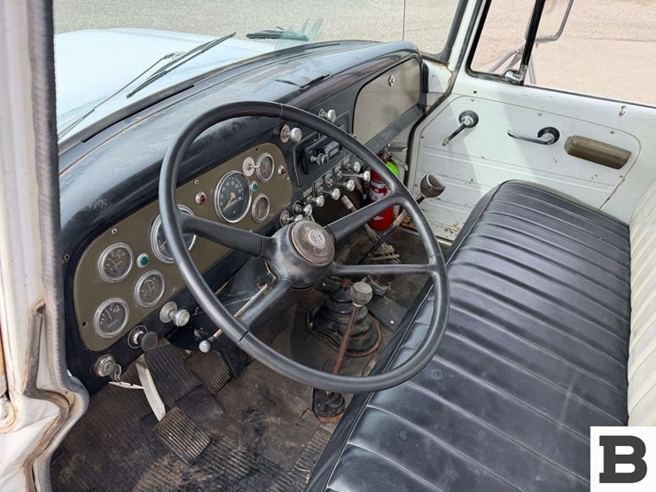 1976-international-loadstar-image-24