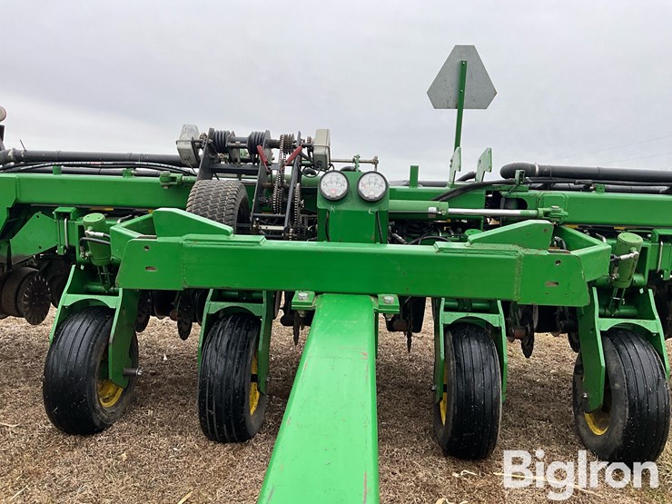 john-deere-1780-image-10