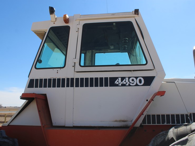 #1015-•-case-4490-tractor-image-41