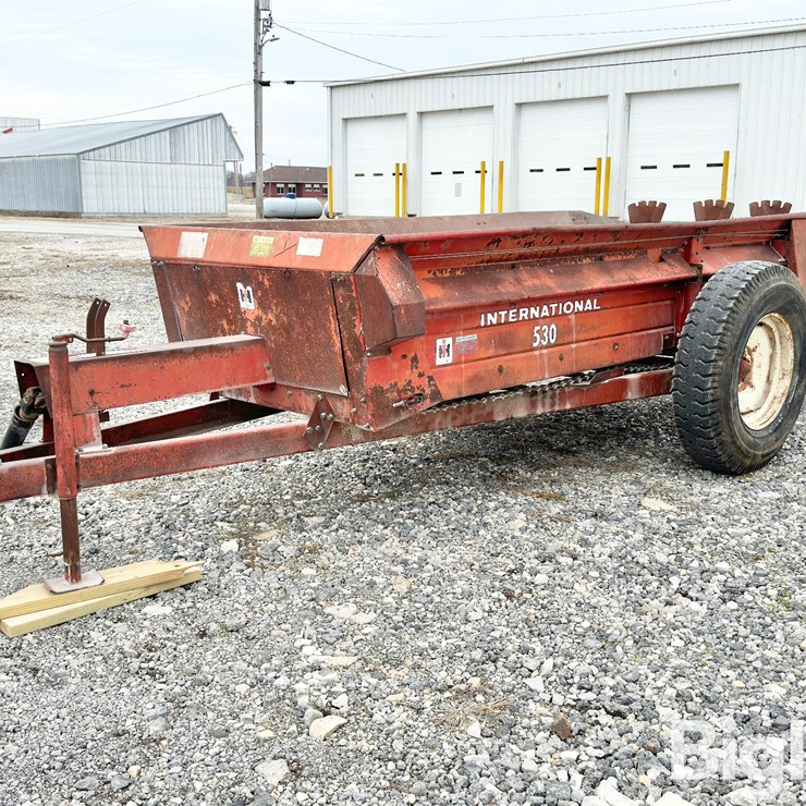 INTERNATIONAL 530