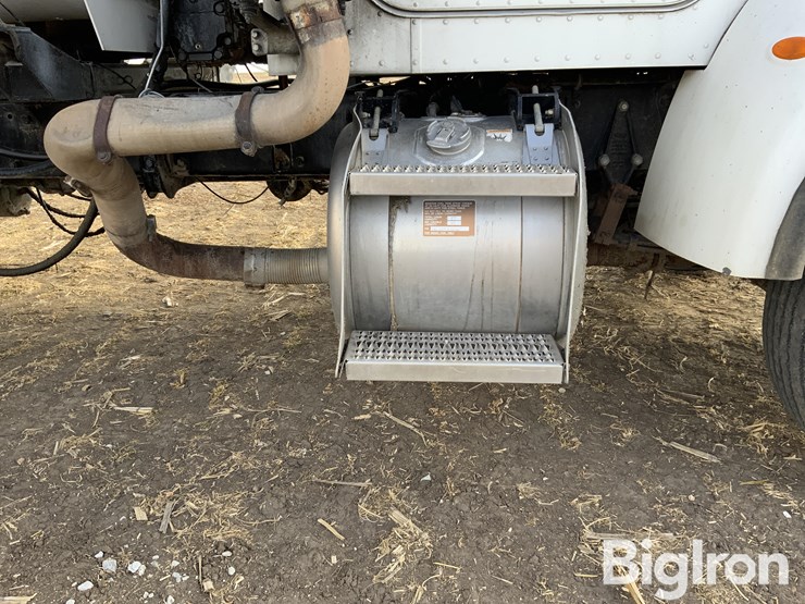 2008-kuhn-knight-4090-image-14