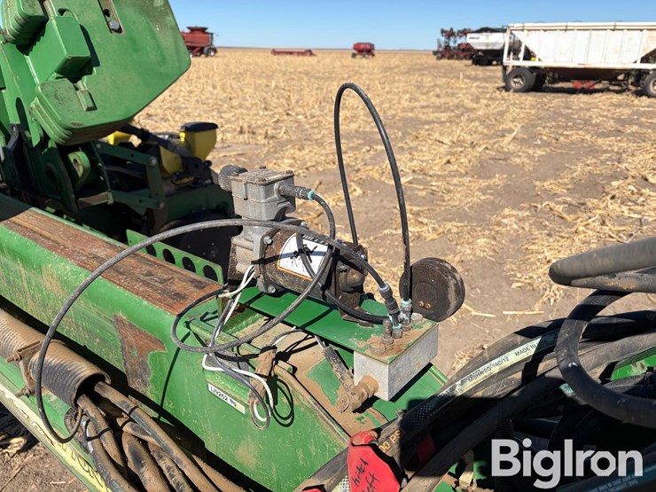 john-deere-1770nt-image-15