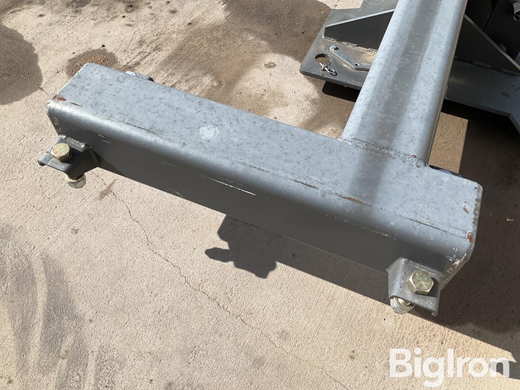 claas-rear-deck-mount-saddle-tanks-image-16