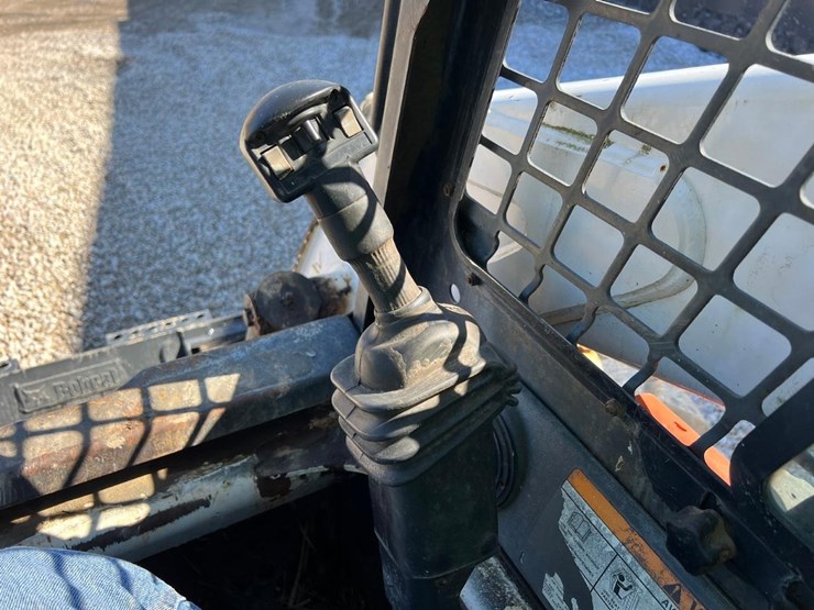 bobcat-s250-image-21