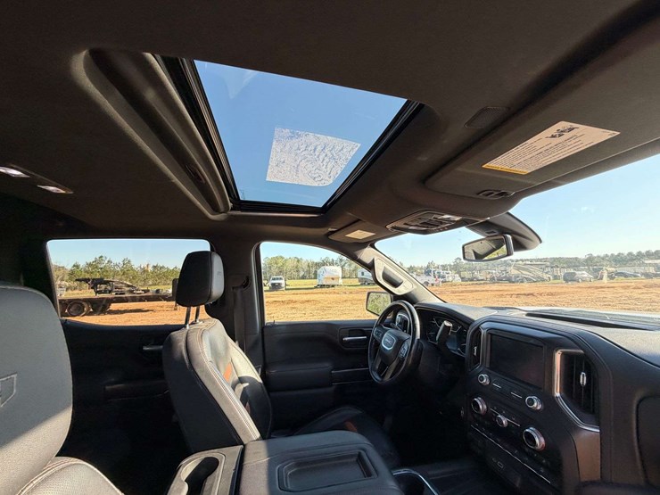 2021-gmc-sierra-1500-image-23