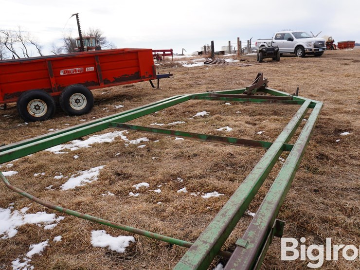 john-deere-32-image-19