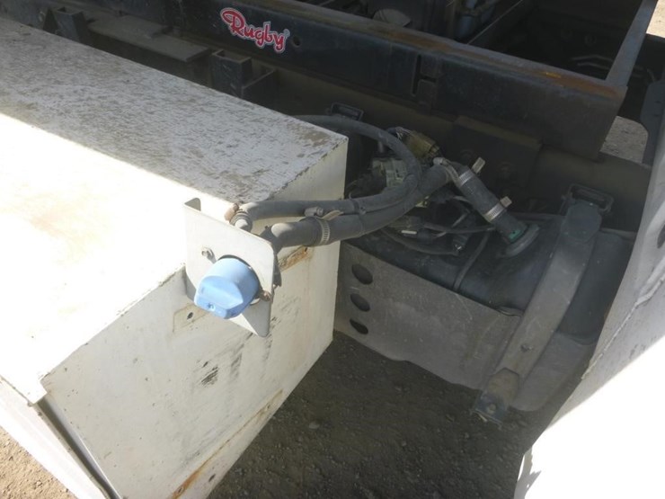 2011-ford-f550-image-21