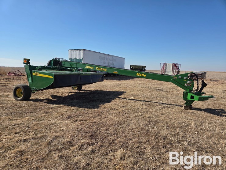 2022-john-deere-956-image-3