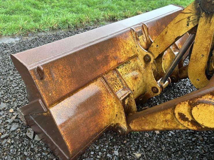 1996-caterpillar-426b-image-14