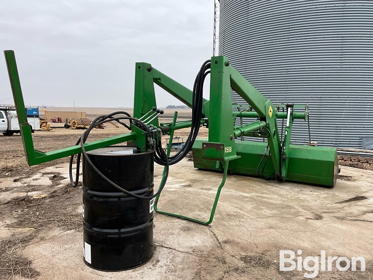 john-deere-158-image-5