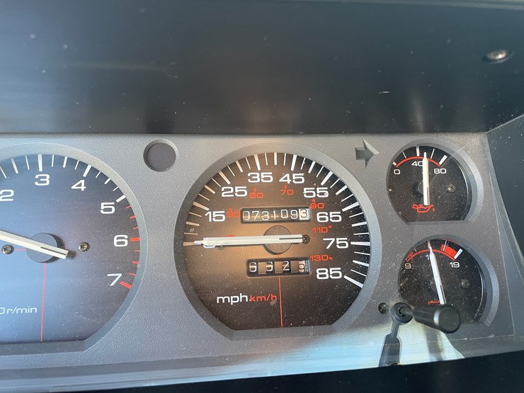 1992-jeep-cherokee-image-37