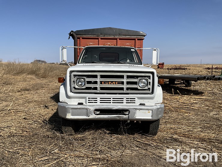1979-gmc-sierra-6000-image-2