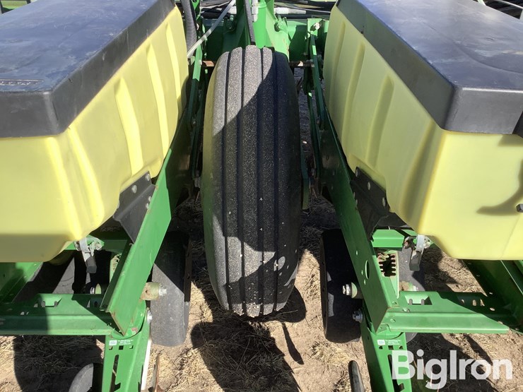 john-deere-1770-image-19