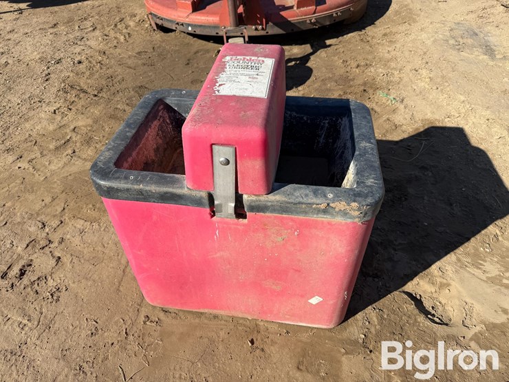 behlen-ahw-100-livestock-waterer-image-6