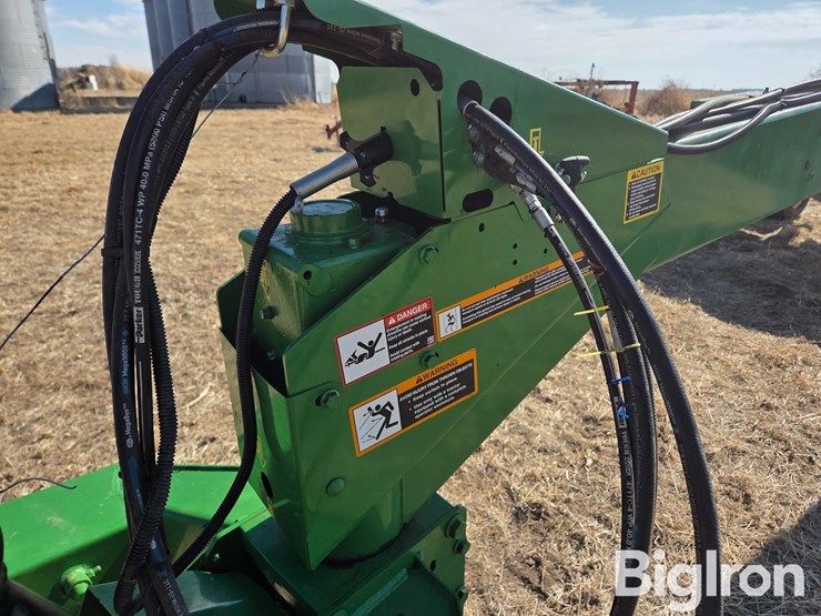 2022-john-deere-956-image-13