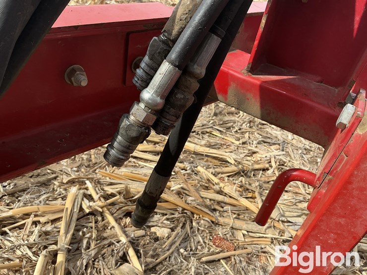 2013-new-holland-195-image-12