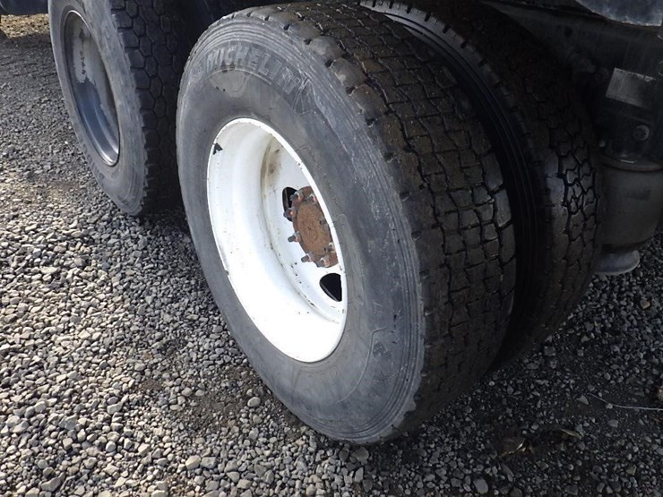 2019-freightliner-m2-15'-t/a-dump-truck-image-21