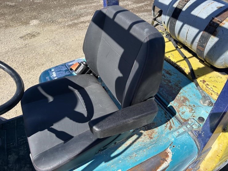 komatsu-fg25t-12-image-16