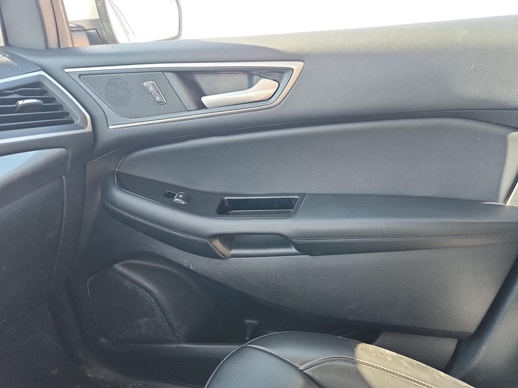 2019-ford-edge-sel-image-20