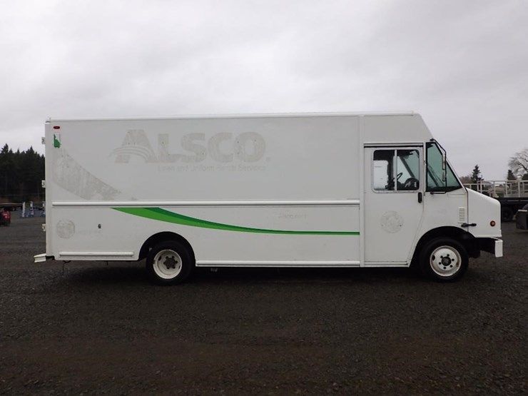 2008-freightliner-mt45-image-4