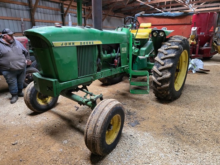 john-deere-4010-image-1