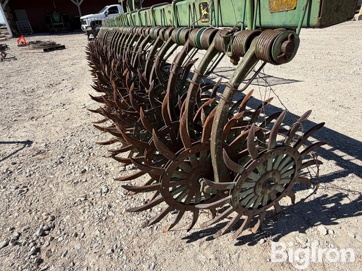 john-deere-400-image-9