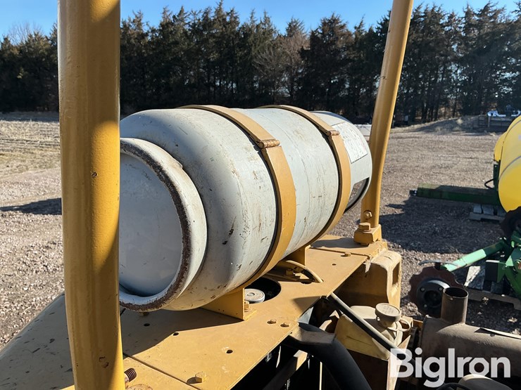 caterpillar-v40b-image-14