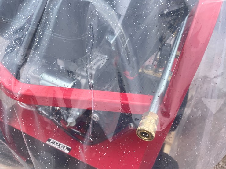 #4300-•-unused-hot-water-pressure-washer-image-4