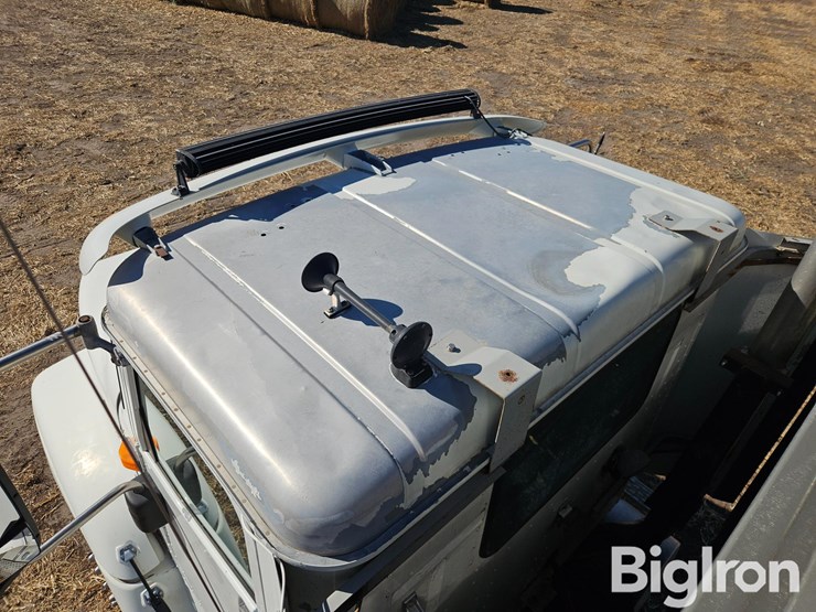 2000-international-9200i-image-20