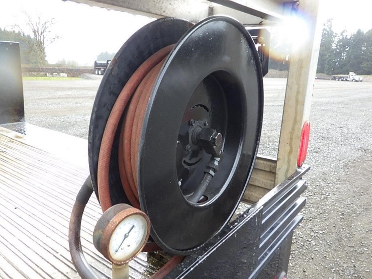 2006-chevrolet-silverado-2500hd-image-11