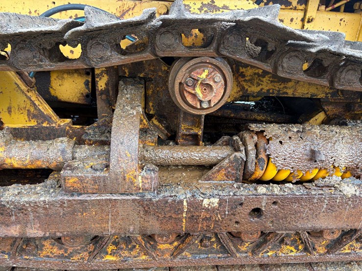 1982-deere-450cc-image-24