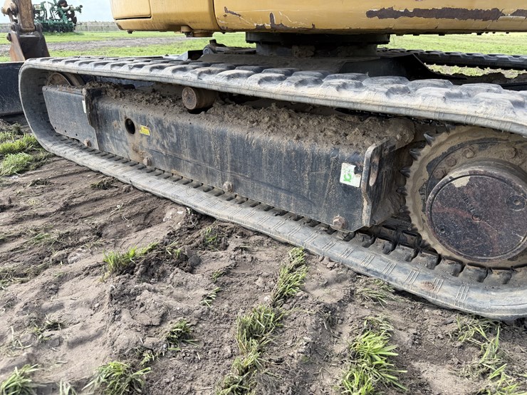 2021-caterpillar-303-image-5