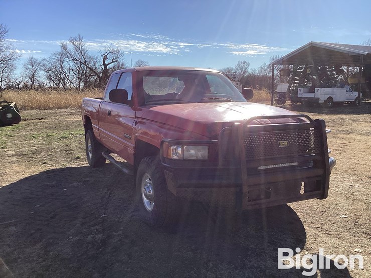 2001-dodge-ram-2500-image-3